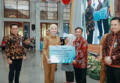 Wagub Jihan Nurlela Hadiri Akad Massal KUR Serentak di 38 Provinsi