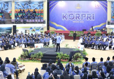 Peringatan HUT ke-54 Korpri, Wamendagri Ajak ASN Bangun Karakter dan Ciptakan Momentum