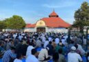 Masjid Gedhe Kauman Dipadati Jamaah, Salat Idulfitri Muhammadiyah Berjalan Tertib Masjid Gedhe Kauman Dipadati Jamaah, Salat Idulfitri Muhammadiyah Berjalan Tertib