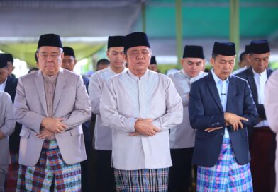 Ribuan Jemaah Salat Idul Fitri Bersama Gubernur Sumsel