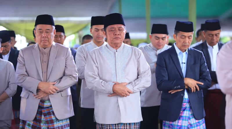 Ribuan Jemaah Salat Idul Fitri Bersama Gubernur Sumsel