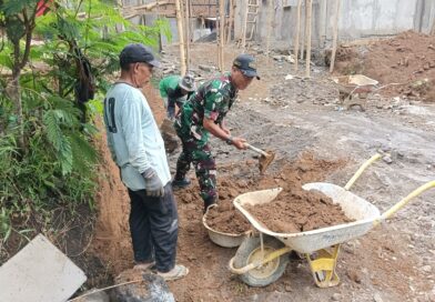 Babinsa Pastikan Proyek Koperasi Desa di Leksono Sesuai Target