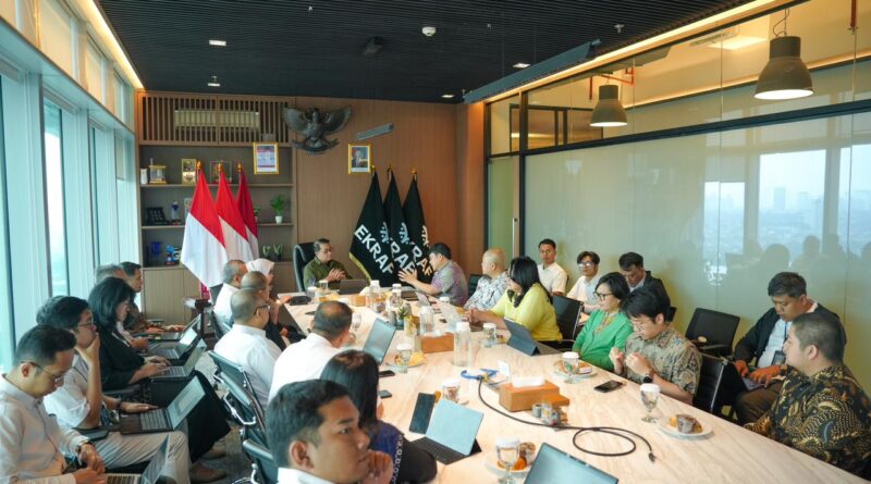 Menteri Ekraf Teuku Riefky Harsya Perkuat Kolaborasi dengan Provaliant Group untuk Komersialisasi IP Lokal