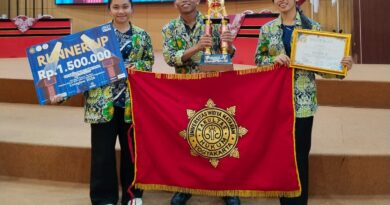 Tim Debat UWM Sukses Rebut Juara 2 dalam Kompetisi Hukum Universitas Janabadra