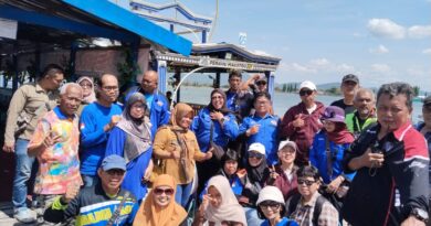 Touring de Rowo Jombor Jadi Ajang Kebersamaan Keluarga Besar STMC