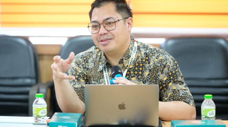 Pelemahan Rupiah Dinilai Bisa Ganggu Stabilitas Perbankan Syariah