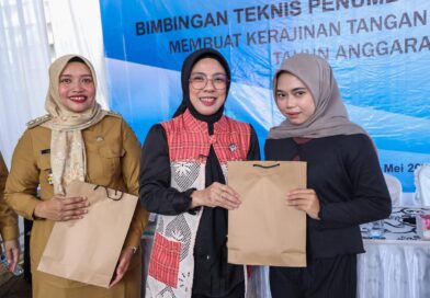 Dekranasda Banten Dorong Perempuan dan Generasi Muda Jadi Wirausaha Kreatif
