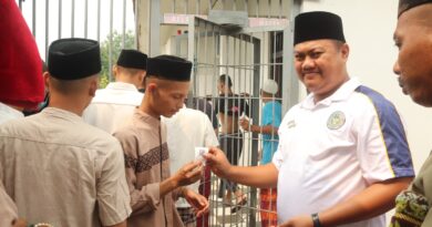 Jumat Berkah, Lapas Serang Bagikan Voucher Wartelsus Gratis untuk WBP