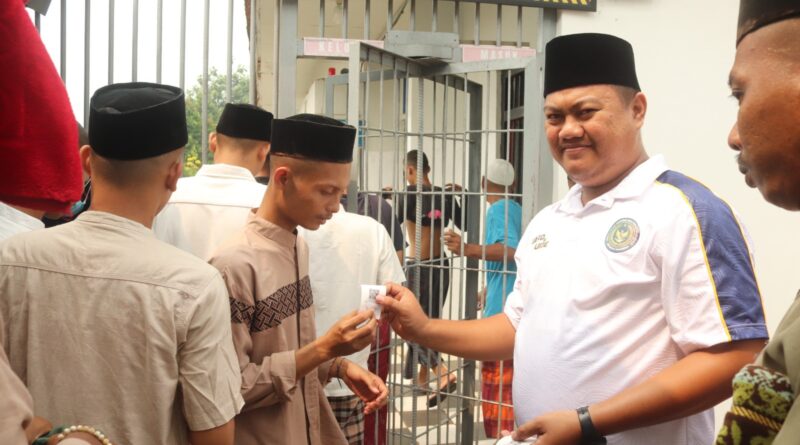 Jumat Berkah, Lapas Serang Bagikan Voucher Wartelsus Gratis untuk WBP