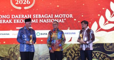 Disway Anugerahi Andra Soni Penghargaan Pendidikan Inklusif dan Kesetaraan Akses Belajar Disway Anugerahi Andra Soni Penghargaan Pendidikan Inklusif dan Kesetaraan Akses Belajar