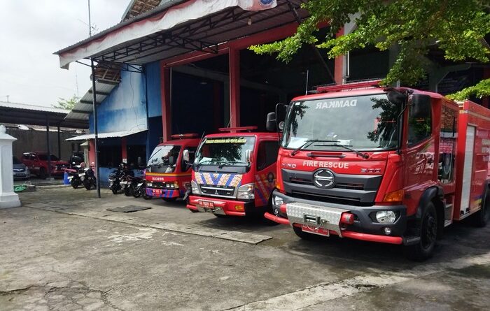 Pemkot Yogyakarta Tegaskan Layanan Pemadam Kebakaran Tetap Prima Pemkot Yogyakarta Tegaskan Layanan Pemadam Kebakaran Tetap Prima