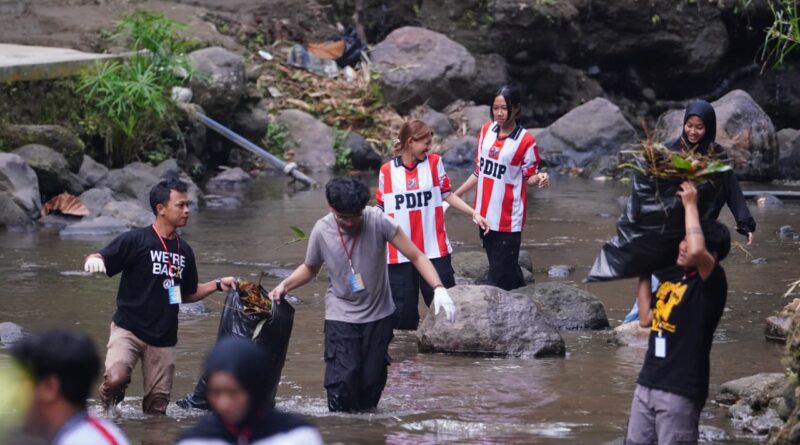 Peduli Lingkungan, Danang Maharsa Dorong Warga Aktif Menjaga Sungai