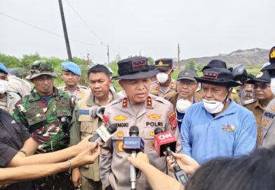 Kebakaran TPA Jatiwaringin, Kapolda Banten Pastikan Upaya Pemadaman Optimal