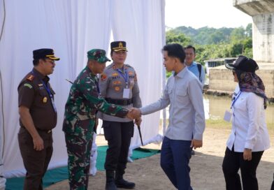 Tinjau Jembatan Way Bungur, Wapres Gibran Dorong Percepatan Konektivitas Antarwilayah