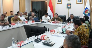 Tito Karnavian Minta Kementerian Buka Rencana Program Rehab-Rekon kepada Pemda Tito Karnavian Minta Kementerian Buka Rencana Program Rehab-Rekon kepada Pemda