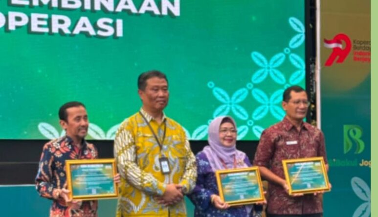 Dampingi Koperasi Merah Putih, UMY Raih Penghargaan dari Dinkop UKM DIY