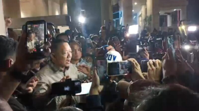 Tak Diborgol dan Tak Mengenakan Rompi Tahanan, Proses Penahanan Mantan Jampidsus Dipertanyakan