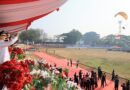 Semarak HUT Ke-81 RI, Paramotor Kibarkan Merah Putih di Langit Serang