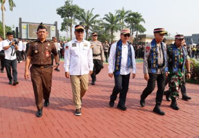 Dimyati Tekankan Keamanan sebagai Kunci Kelancaran Pembangunan dan Investasi Banten Dimyati Tekankan Keamanan sebagai Kunci Kelancaran Pembangunan dan Investasi Banten