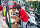 Satpol PP Kota Bekasi Tangani Lansia Linglung yang Ditemukan di Stasiun Bekasi