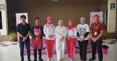Beri Semangat Peserta Lomba Masak, Lidyawati Cik Ujang Tekankan Makna Cinta Keluarga