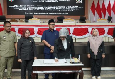 DPRD dan Pemprov Lampung Sepakati Penarikan Raperda Perubahan Bentuk Hukum BPD