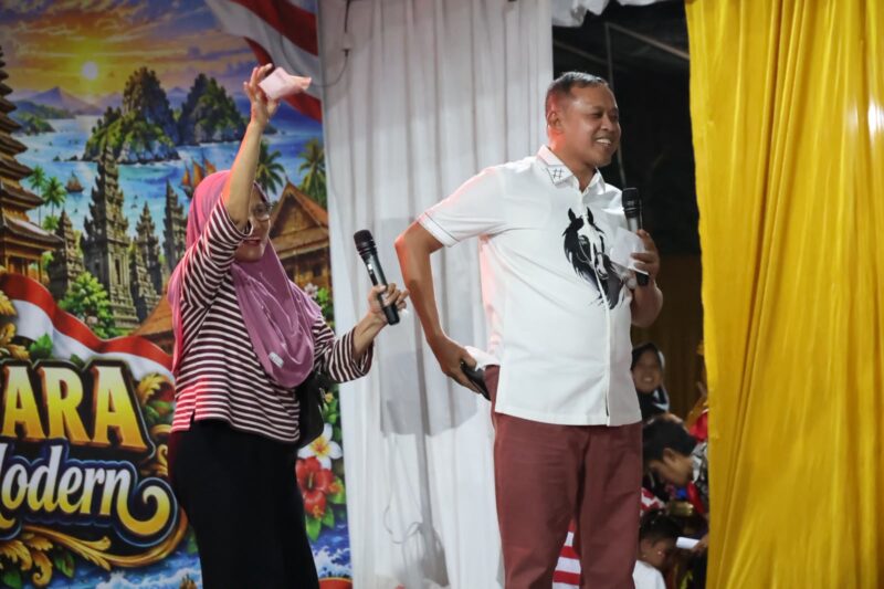 Malam Puncak HUT RI ke-81 di Kranji Berlangsung Meriah, Wali Kota Bekasi Apresiasi Kekompakan Dan Kerjasama Warga