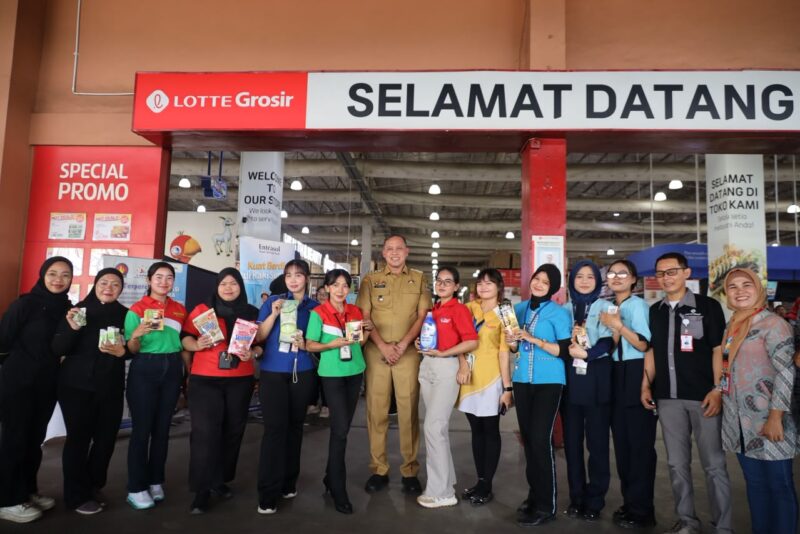 Dorong Pemenuhan Gizi, Wali Kota Bekasi Perkuat Kreasi Menu Berbasis Pangan Lokal Dorong Pemenuhan Gizi, Wali Kota Bekasi Perkuat Kreasi Menu Berbasis Pangan Lokal