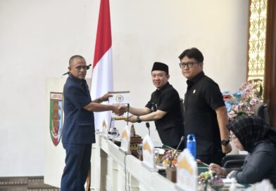 Propemperda Lampung 2027 Mulai Dibahas, Sekda Marindo Hadiri Rapat Paripurna Propemperda Lampung 2027 Mulai Dibahas, Sekda Marindo Hadiri Rapat Paripurna