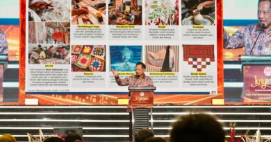Tutup Kriyanusa 2026, Mendagri Tito Apresiasi Potensi Luar Biasa Kerajinan Indonesia