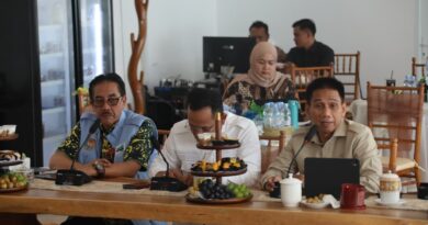 Wamendagri Bawa Wiyagus Tegaskan Komitmen Kolaborasi Lintas Sektor dalam Penanganan Karhutla Kaltim