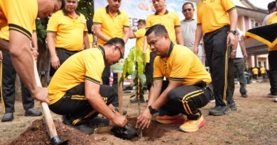Polda Banten dan Jajaran Tanam 1.000 Pohon Serentak Guna Dukung Program Green Policing