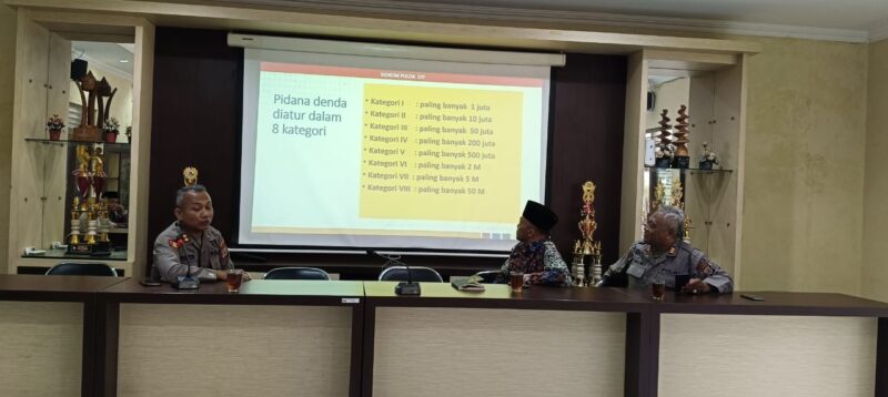 Bahas Paradigma KUHP Baru Bersama Polda DIY, Pamong Condongcatur Perkuat Pemahaman Hukum Bahas Paradigma KUHP Baru Bersama Polda DIY, Pamong Condongcatur Perkuat Pemahaman Hukum